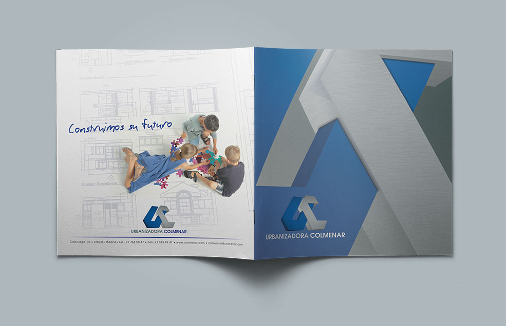 Diseño y Artes Finales Folleto de prestigio tamaño cuadrado para URBANIZADORA COLMENAR